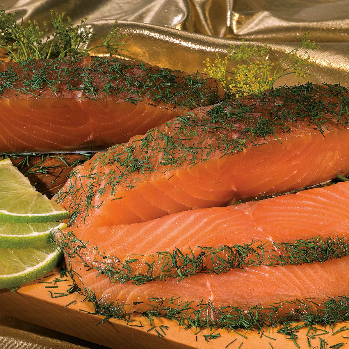 Gravlachs ganze Seite | gebeizter Lachs | Lachs und Aal geräuchert ...